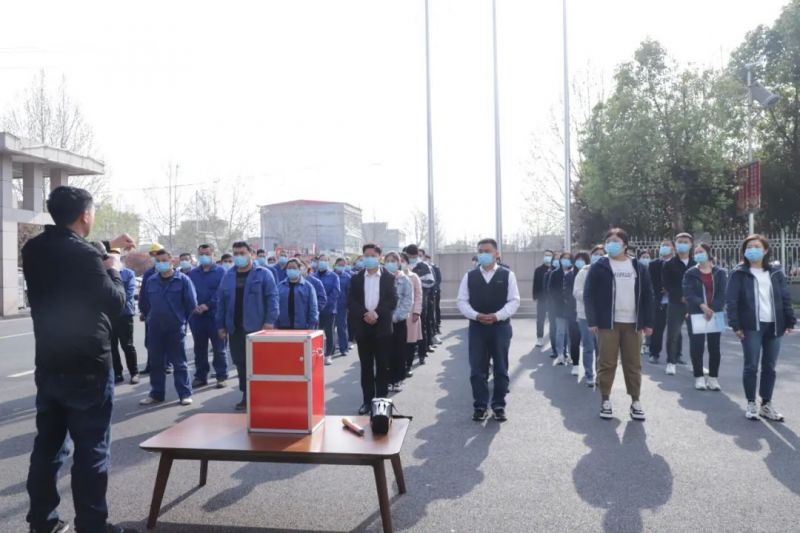 愛心點(diǎn)燃希望 真情傳遞溫暖——天晟電氣為公司員工“愛心捐款”